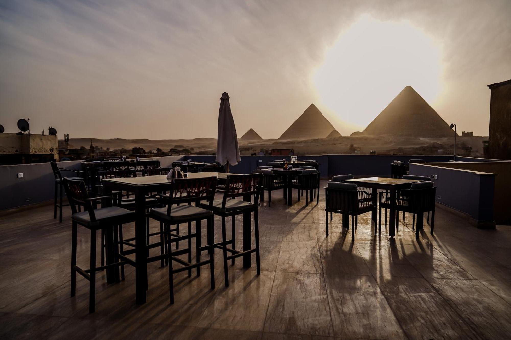 Pyramids Hotel Kafrat al Jabal ภายนอก รูปภาพ