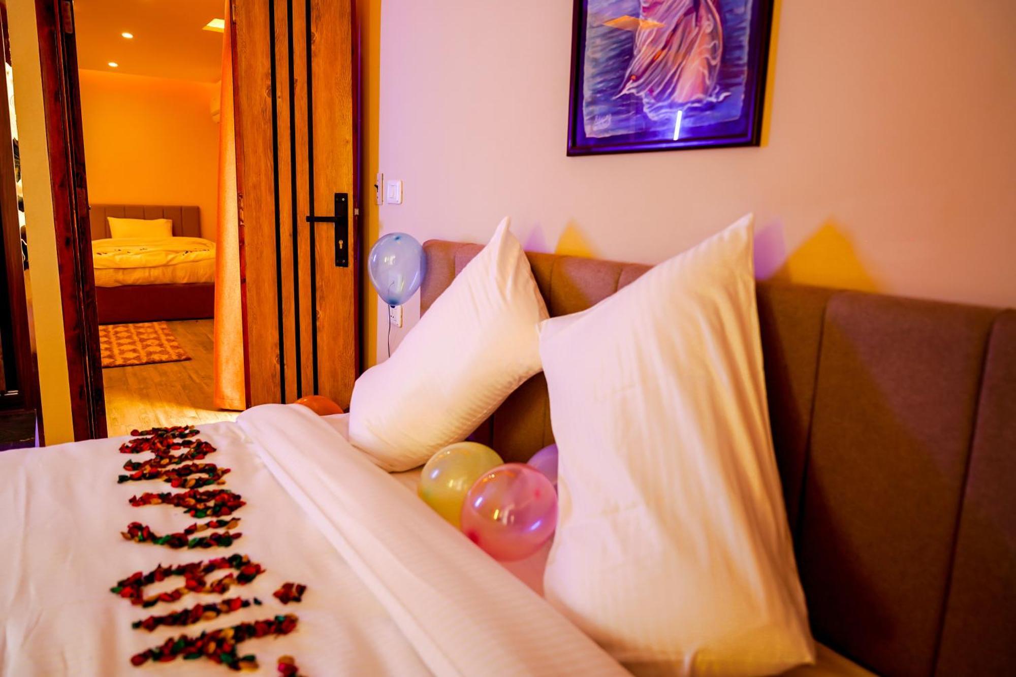 Pyramids Hotel Kafrat al Jabal ภายนอก รูปภาพ
