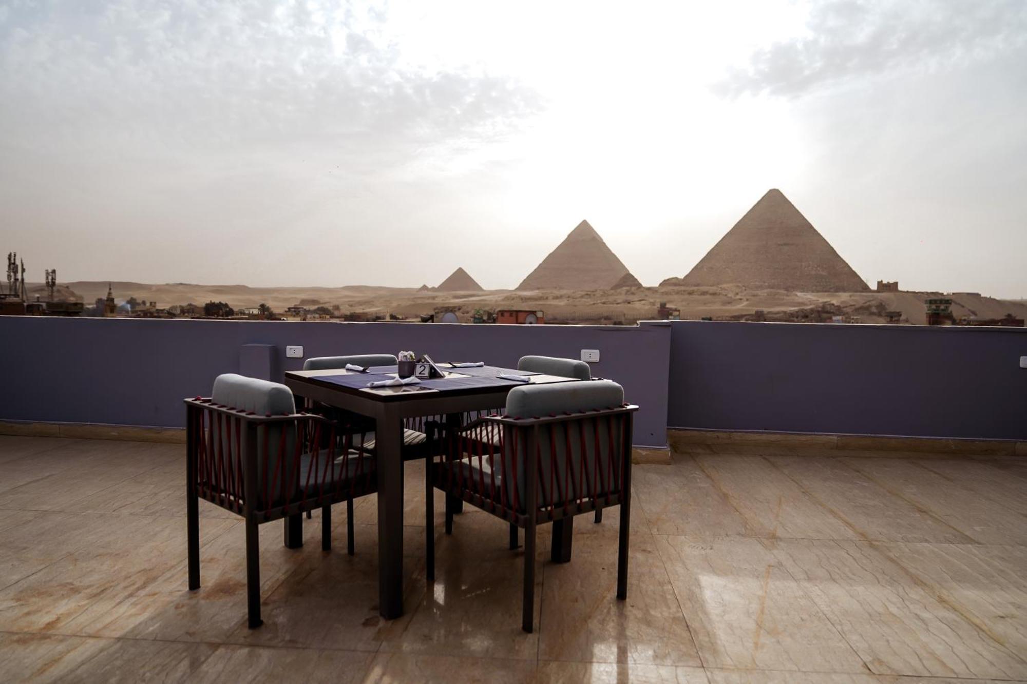 Pyramids Hotel Kafrat al Jabal ภายนอก รูปภาพ