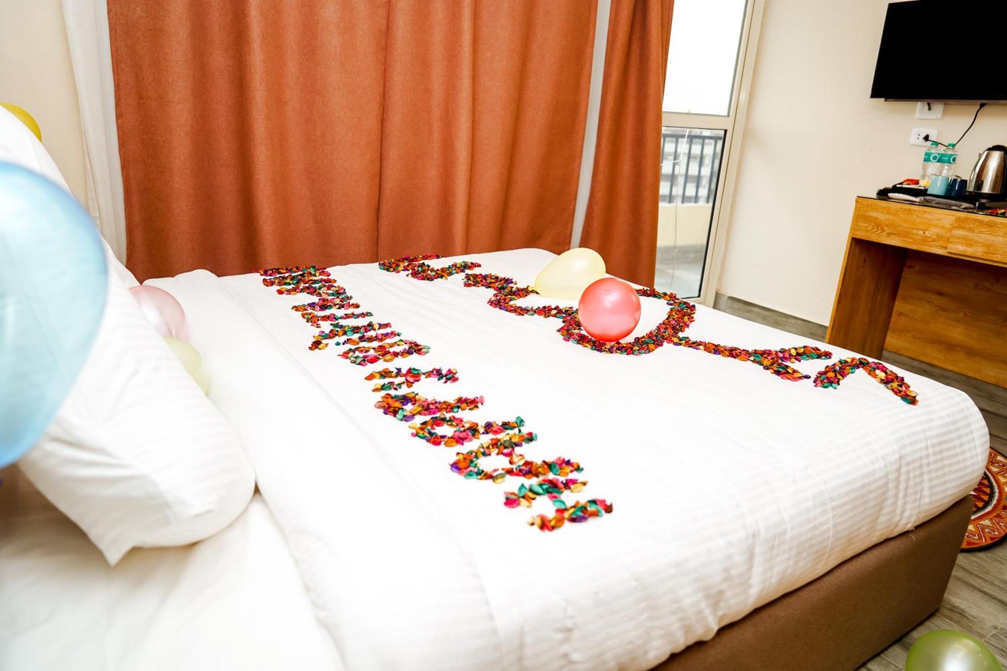 Pyramids Hotel Kafrat al Jabal ภายนอก รูปภาพ