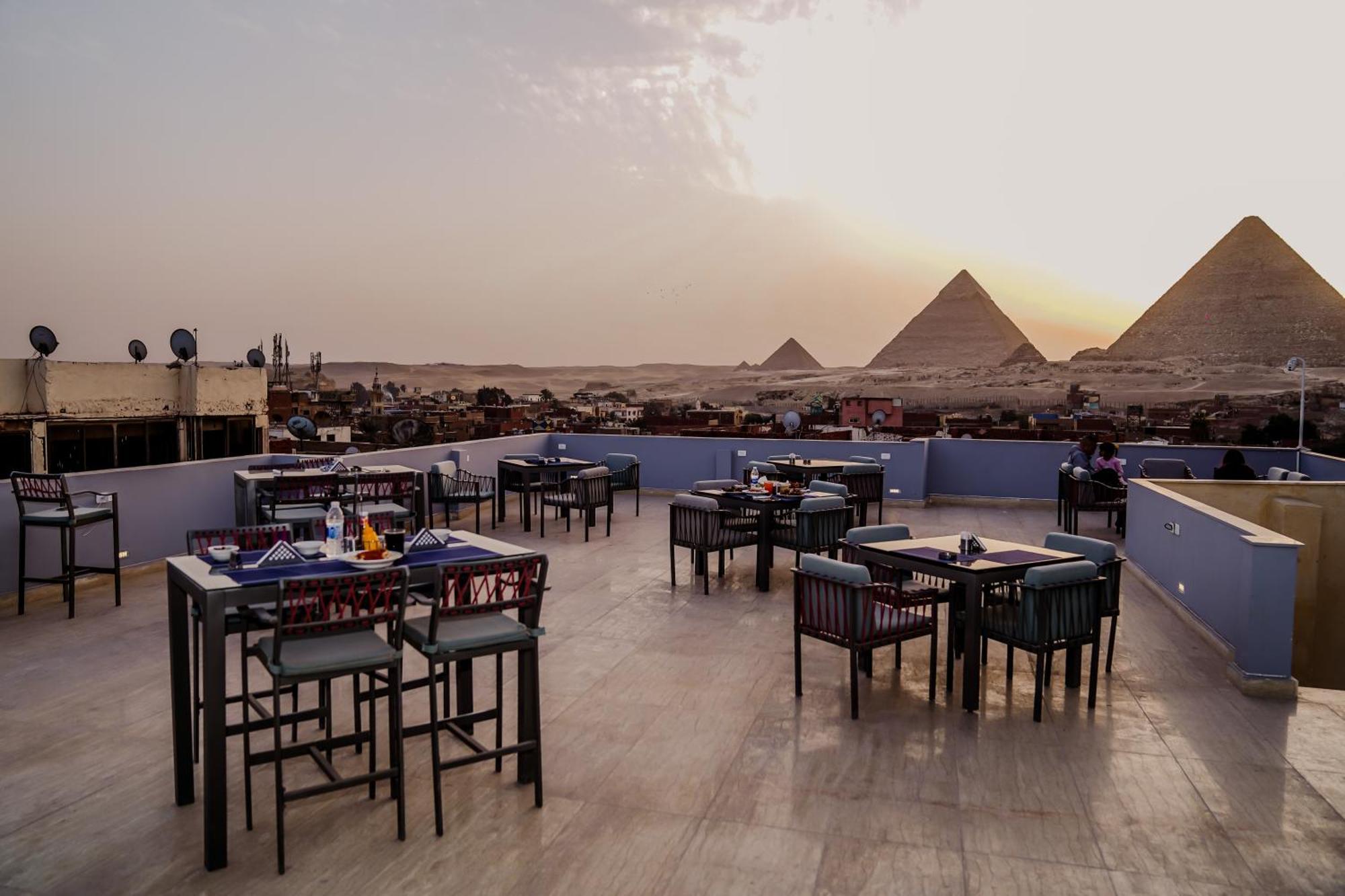 Pyramids Hotel Kafrat al Jabal ภายนอก รูปภาพ