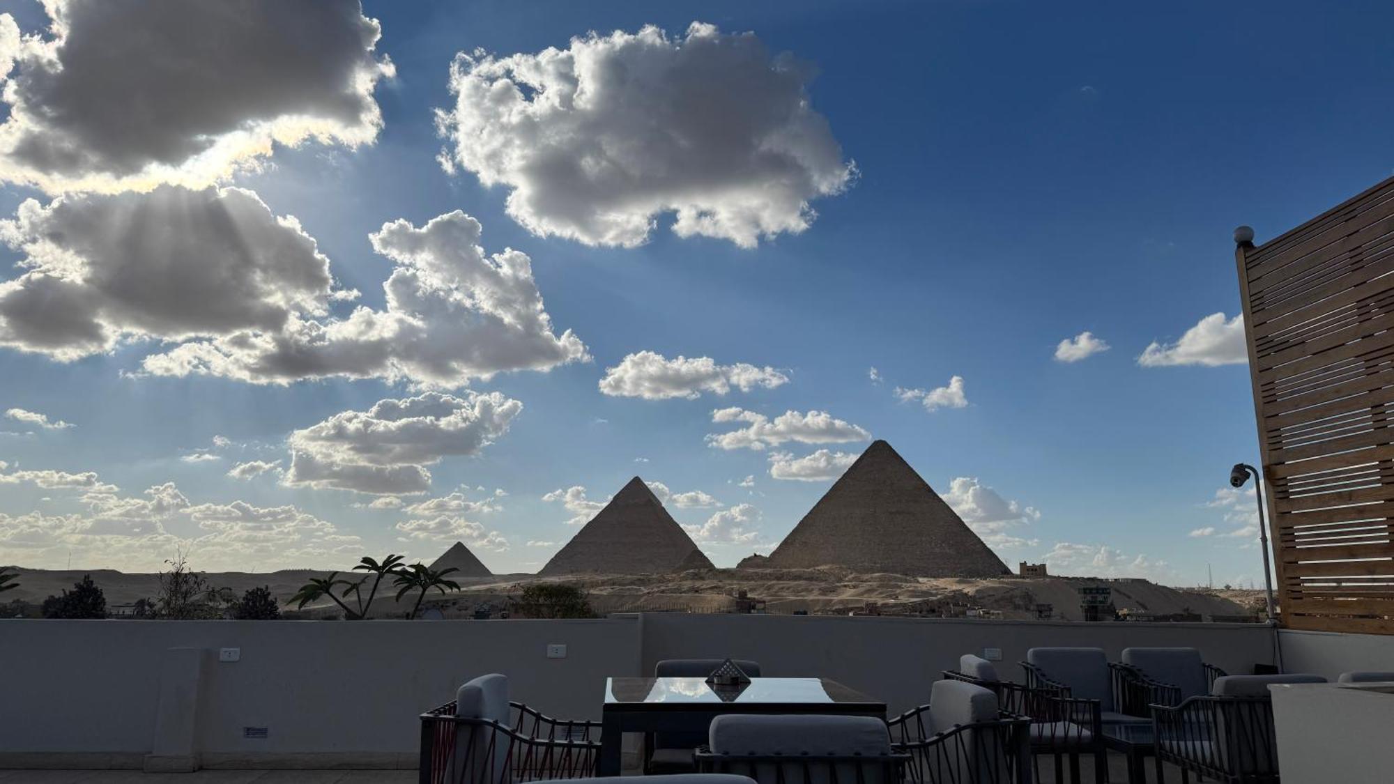Pyramids Hotel Kafrat al Jabal ภายนอก รูปภาพ